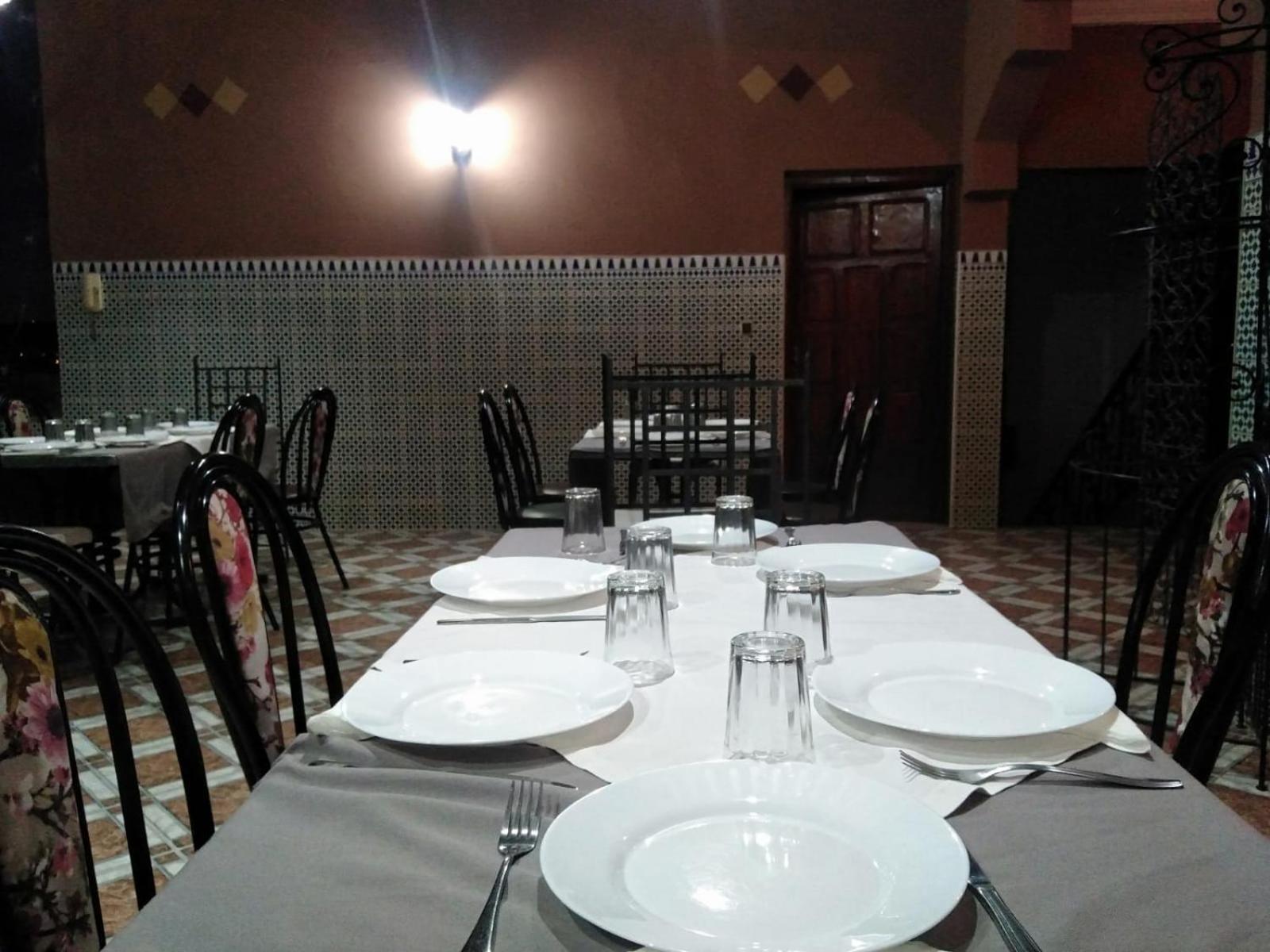 Appart Aigle Hotel Warzazat Zewnętrze zdjęcie